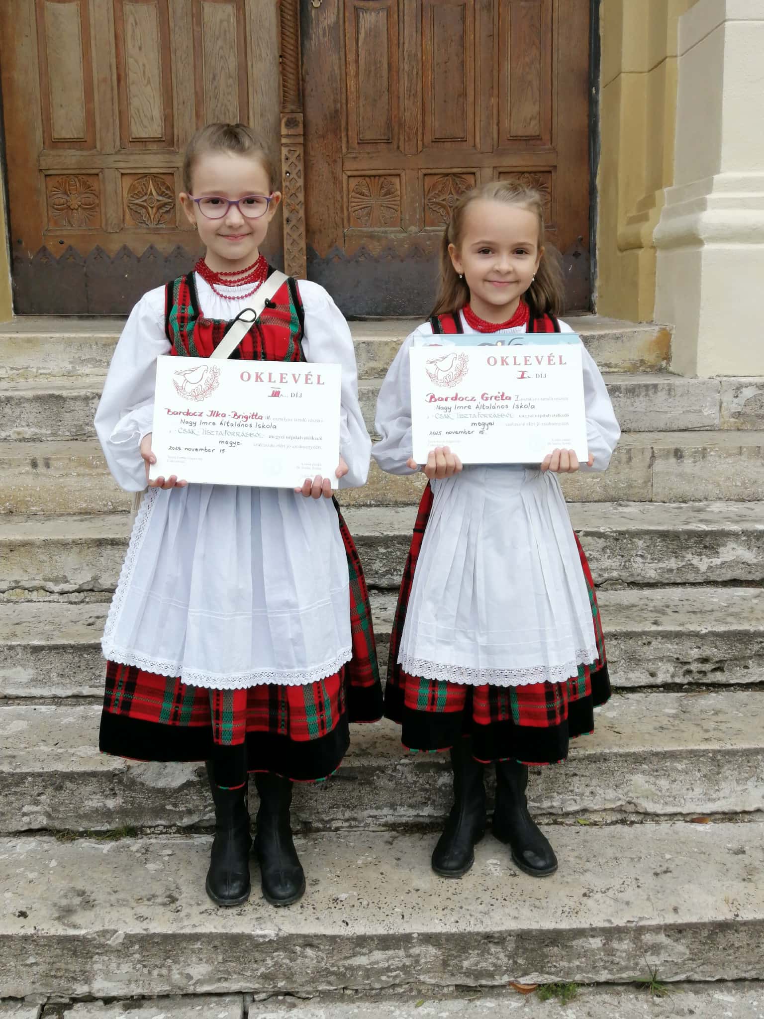 XV. Őszirózsa Országos Népdalvetélkedő Újszentes – II. díj // pos-top-10